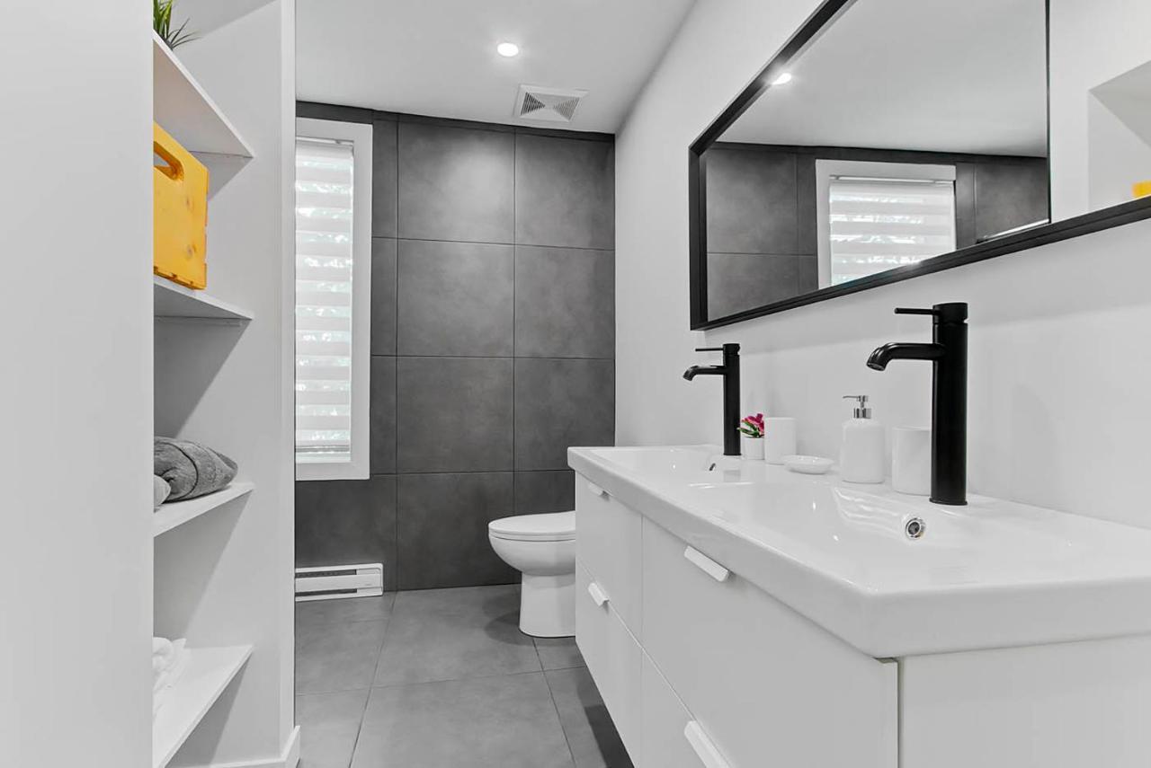 Les Appartements Du 300 Квебек Екстериор снимка