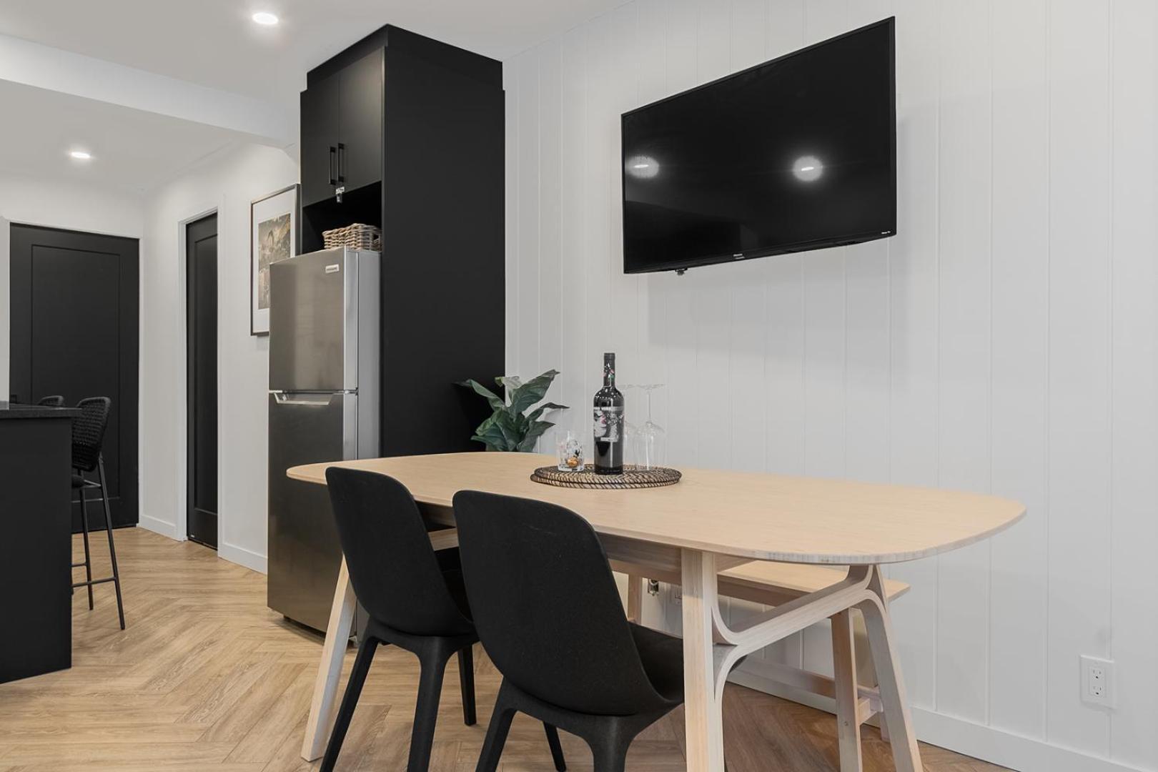 Les Appartements Du 300 Квебек Екстериор снимка