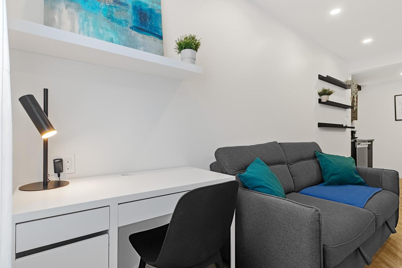 Les Appartements Du 300 Квебек Екстериор снимка