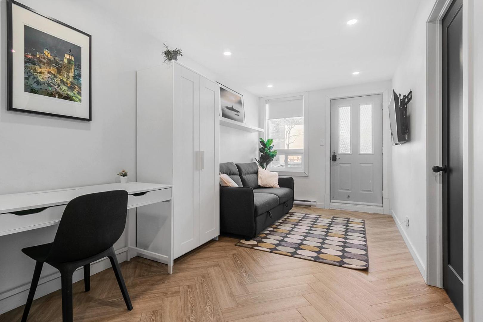 Les Appartements Du 300 Квебек Екстериор снимка